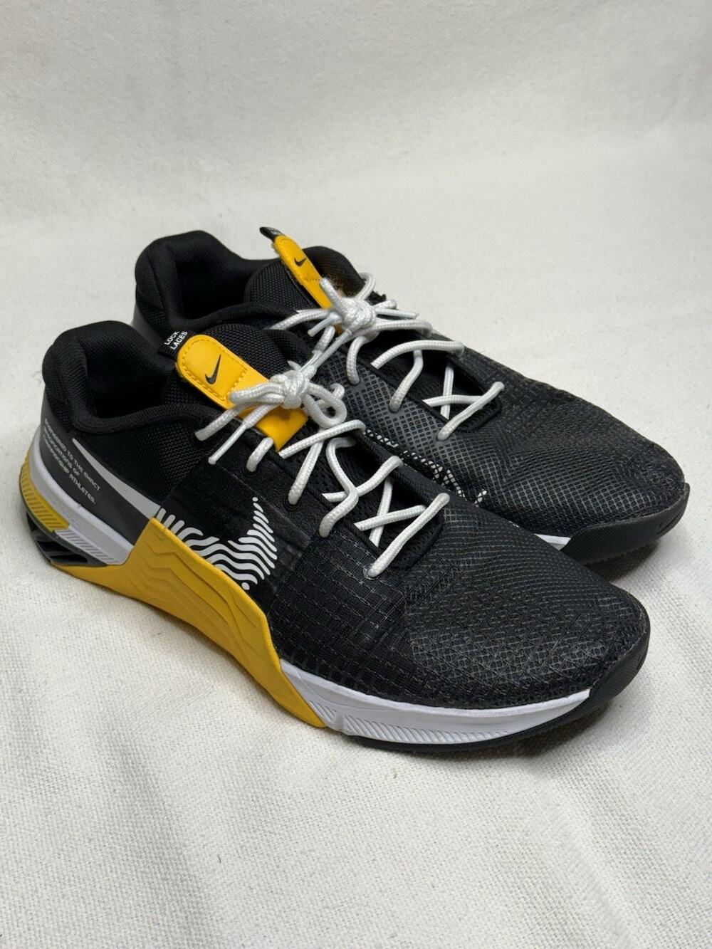 Nike Metcon 8 TB Cross Training Black/White/Gold DV4382-013 Men’s Size 11.5
